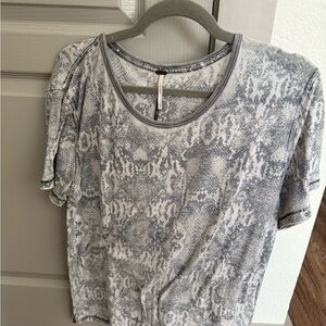 Free People Gray and White Short Sleeve Tee
